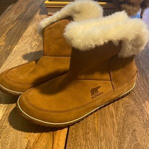 Sorel slippers
